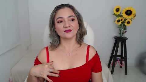 Snapshot of rebeca_milf chatting on 24, 10, 2025 REBECA online show from 24, 10, 2025
