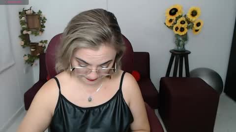 REBECA online show from 1, 5, 2026