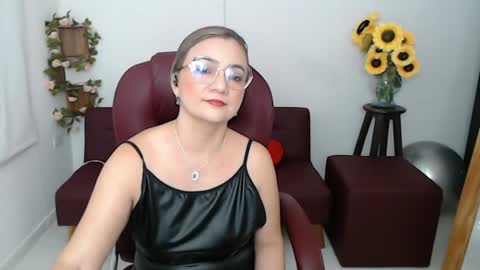 REBECA online show from 13, 5, 2026