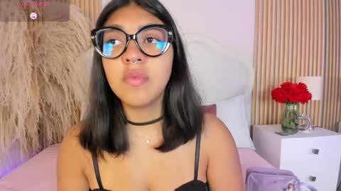 rebeca_taylor_ online show from 2, 5, 2026