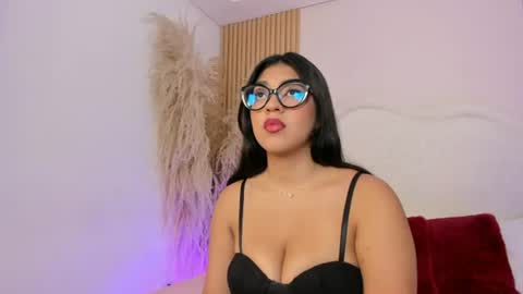 rebeca_taylor_ online show from 18, 6, 2026