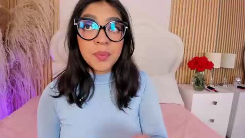 rebeca_taylor_ online show from 19, 6, 2026