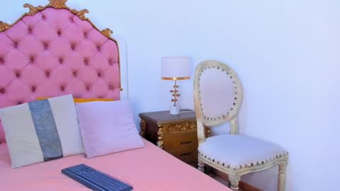 Rebeca Whatsson online show from 15, 12, 2024