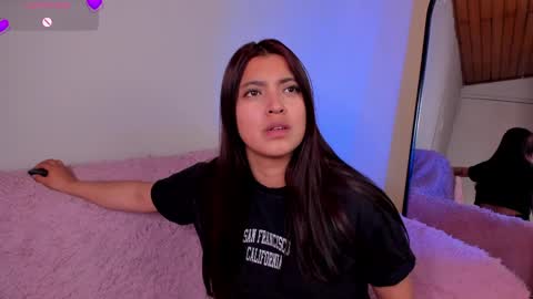 Snapshot of rebeca_williams_ chatting on 9, 4, 2026 Rebeca Williams online show from 9, 4, 2026