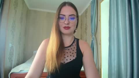 Rebecca online show from 13, 9, 2025