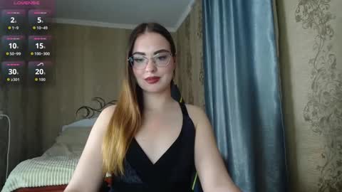 Rebecca online show from 11, 5, 2026