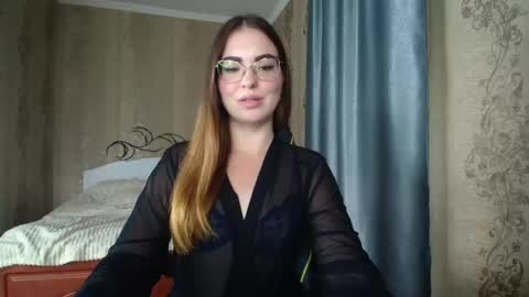 Rebecca online show from 13, 6, 2026