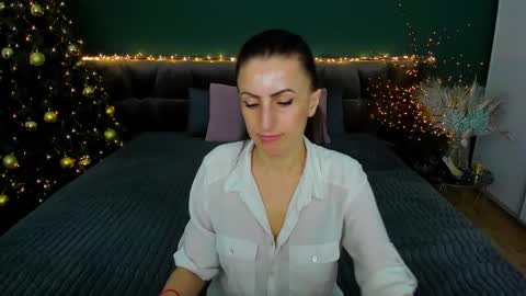 rebecca_diamonds online show from 20, 1, 2025