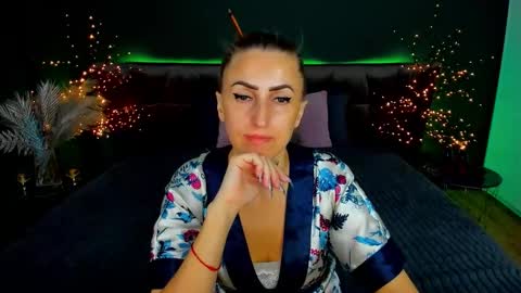 rebecca_diamonds online show from 1, 10, 2025