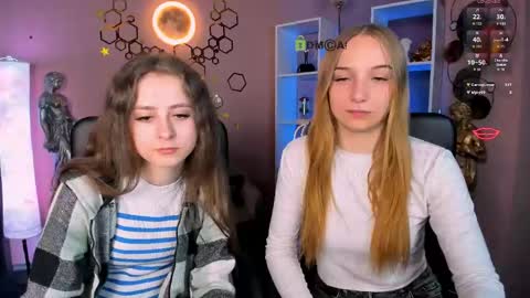 rebecca_smile_ online show from 25, 4, 2026