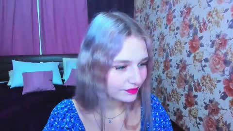 Snapshot of rebeccachamb chatting on 26, 9, 2025 rebeccachamb online show from 26, 9, 2025