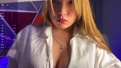 Snapshot of rebeccaeglitis chatting on 31, 10, 2025 Rebecca online show from 31, 10, 2025