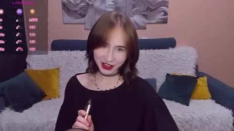 Snapshot of rebeccawind chatting on 17, 10, 2025 RebeccaWind online show from 17, 10, 2025