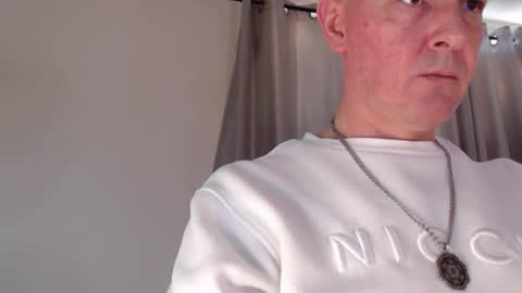 RebelHeartStudio online show from 10, 1, 2026