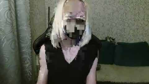 Snapshot of rebesaolset chatting on 5, 2, 2025 RebesaOlset online show from 5, 2, 2025