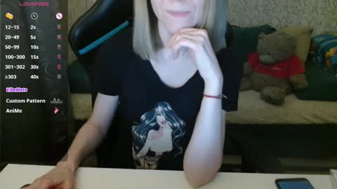 Snapshot of rebesaolset chatting on 15, 2, 2026 RebesaOlset online show from 15, 2, 2026