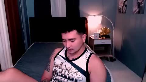 Axel online show from 4, 4, 2026