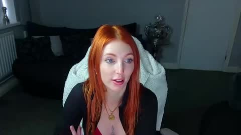 Red -  online show from 28, 1, 2025