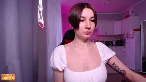 Elpis online show from 25, 1, 2025