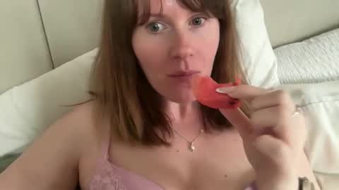 Snapshot of red_head_rosie_69 chatting on 22, 3, 2026 Rosie online show from 22, 3, 2026