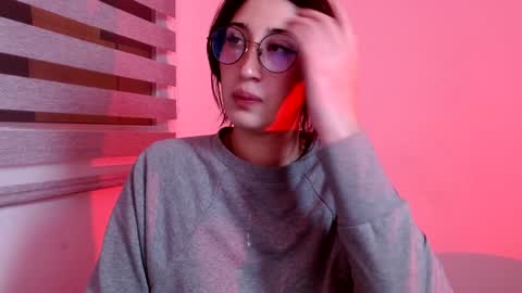 IG   OF red moonn online show from 3, 12, 2024