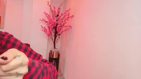 Snapshot of red_moonx chatting on 29, 1, 2025 Res Moon online show from 29, 1, 2025