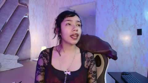 red_pandaa online show from 10, 5, 2026