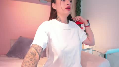 Snapshot of red_velvet____ chatting on 3, 2, 2025 Stefany online show from 3, 2, 2025