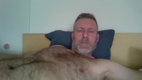 Snapshot of redandbluecloud chatting on 18, 2, 2025 Red online show from 18, 2, 2025