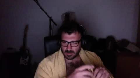 redbonezzzz online show from 6, 4, 2026