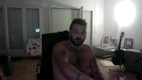redbonezzzz online show from 8, 6, 2026