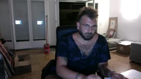 redbonezzzz online show from 12, 6, 2026