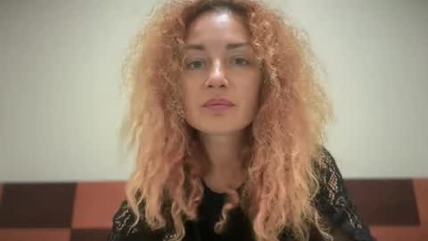 reddgirll online show from 11, 11, 2025