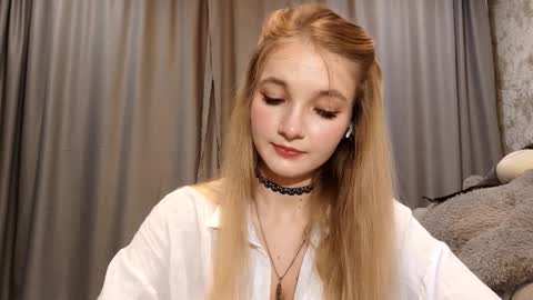 Snapshot of redhairperformance chatting on 8, 9, 2025 Ria online show from 8, 9, 2025
