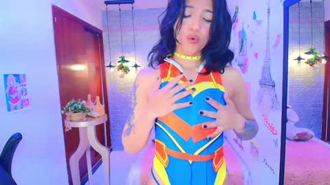 Lili Lopez online show from 13, 1, 2025