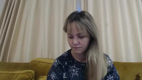 Snapshot of redjessica chatting on 9, 10, 2025 RedJessica online show from 9, 10, 2025