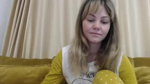 Snapshot of redjessica chatting on 8, 11, 2025 RedJessica online show from 8, 11, 2025