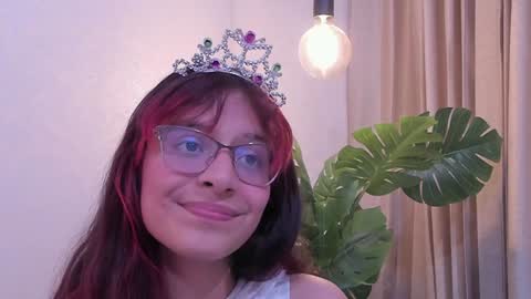 Snapshot of redmeloddy chatting on 2, 12, 2024 Meloddy online show from 2, 12, 2024