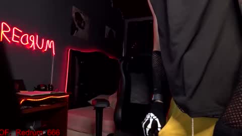 Red online show from 26, 9, 2025