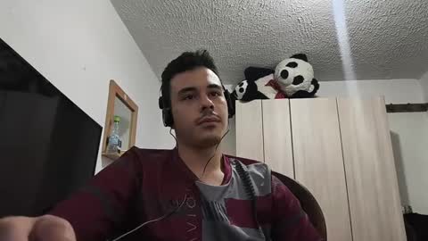 Snapshot of redsoul951869 chatting on 19, 9, 2025 RedsoulReaver online show from 19, 9, 2025