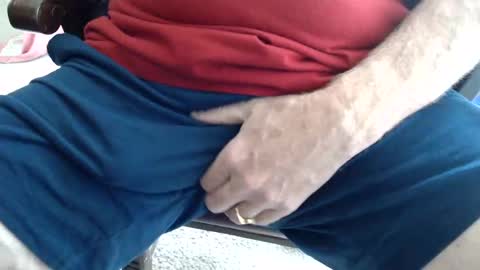 Snapshot of redtxn69 chatting on 20, 10, 2025 Max online show from 20, 10, 2025