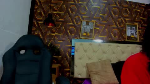 reed_kitty online show from 24, 11, 2025