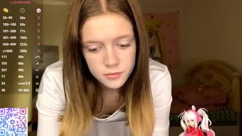 Snapshot of regeniastetson chatting on 21, 10, 2025 Lucy online show from 21, 10, 2025