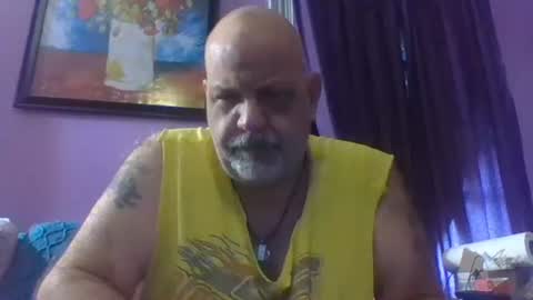 Snapshot of reggieroux chatting on 21, 9, 2025 reggie online show from 21, 9, 2025