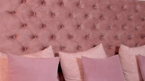 Regina  online show from 2, 11, 2025