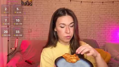 ReginaHawkinss online show from 5, 12, 2025