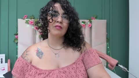 reginavegaa online show from 21, 1, 2025