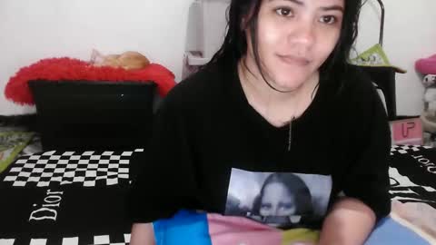 Snapshot of reign2525 chatting on 9, 2, 2026 reign2525 online show from 9, 2, 2026