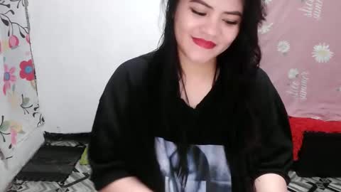 Snapshot of reign2525 chatting on 4, 3, 2026 reign2525 online show from 4, 3, 2026