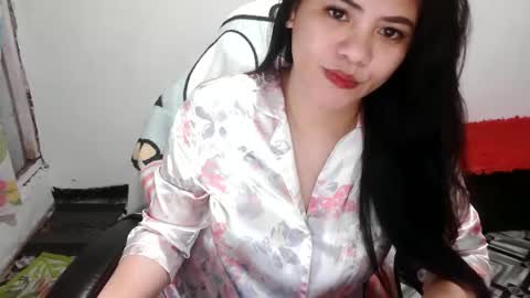 Snapshot of reign2525 chatting on 13, 3, 2026 reign2525 online show from 13, 3, 2026